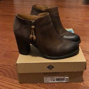 Sperry Dasher Lille Ankle Boots